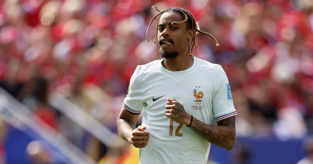 Bradley Barcola to Arsenal transfer update after Morgan Rogers demand