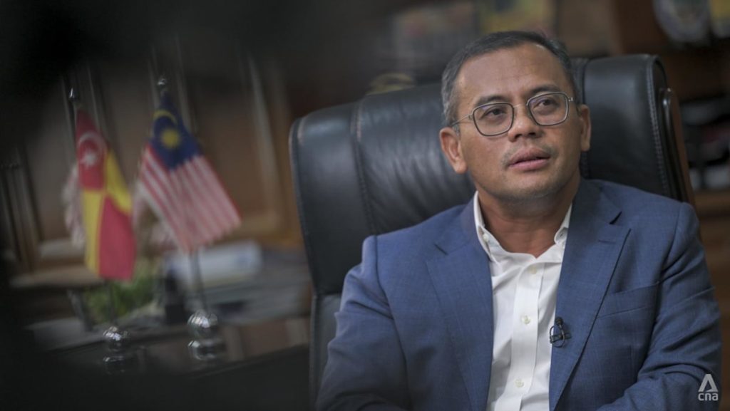 PM Anwar’s coalition partners pledge to finish term, despite state polls feud: Selangor chief minister